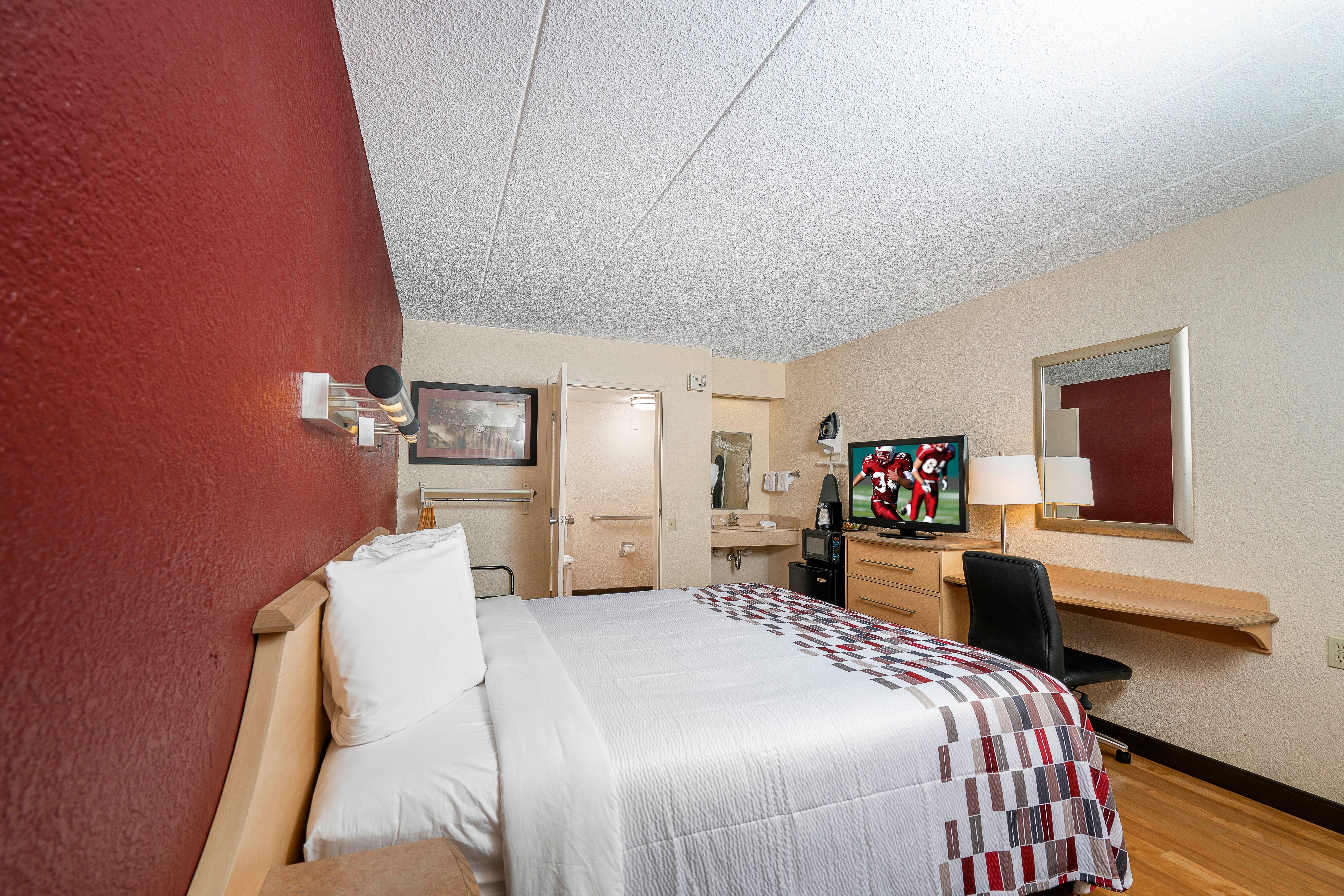 Red Roof Inn Cleveland - Mentor/ Willoughby Exterior foto